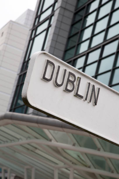 istock Dublin Signpost with Building 961511386