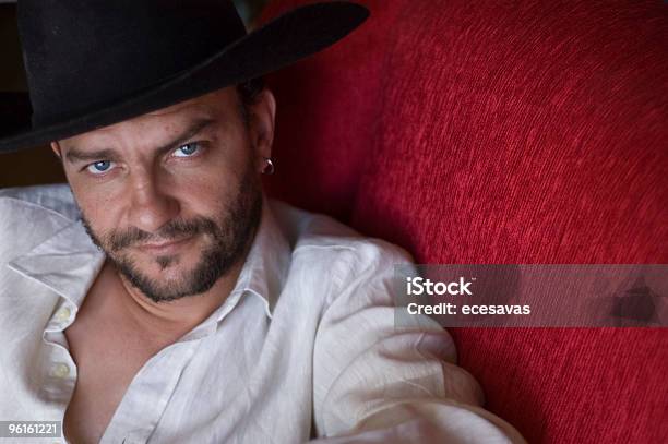 Cowboy Bonito - Fotografias de stock e mais imagens de Adulto - Adulto, Barba, Branco