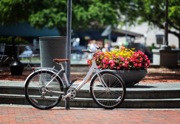 A bicycle parked in the historic district of Savannah, GA