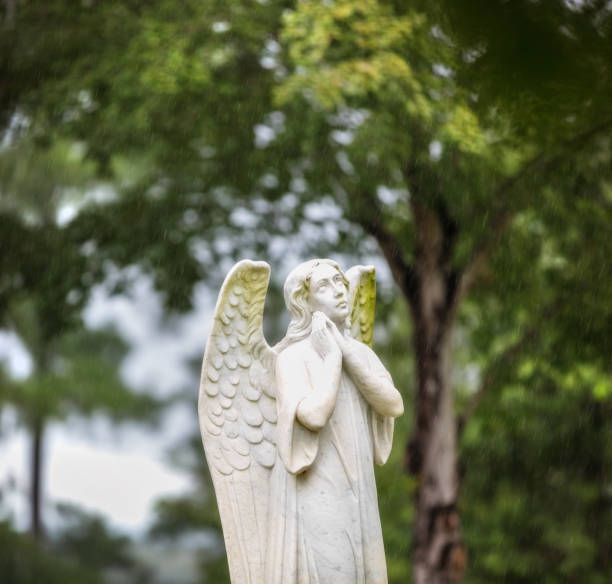 istock Cemetery Angel in the Rain 961691004
