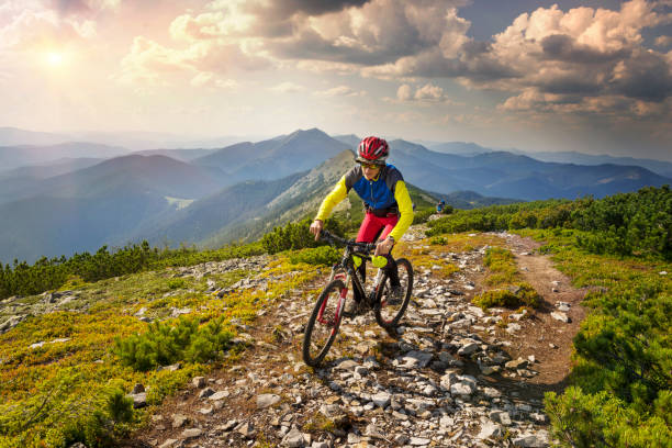 istock Racer on Mount Synyak 961704052