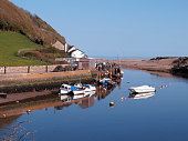 axmouth-hafen.jpg?b=1&s=170x170&k=20&c=h