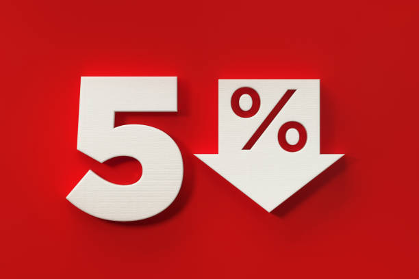 istock Five Percent Off Discount Symbol On Red Background 961886152