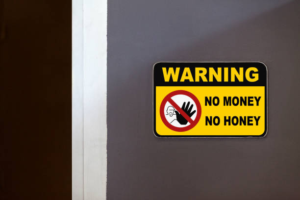 istock Warning - No money No honey 961928664