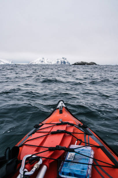 istock Kayaking in Kabelvag in Lofoten, Norway 961950572