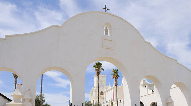 istock Arched Entrance to Mission San Xavier Del Bac 96196095