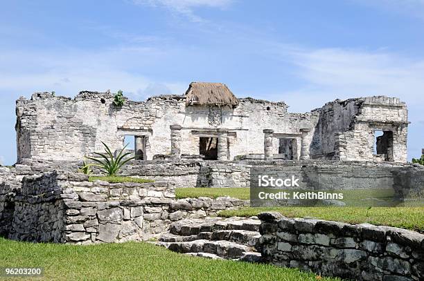 Ruiny Tulum - zdjęcia stockowe i więcej obrazów Ameryka Łacińska - Ameryka Łacińska, Antyki, Archeologia