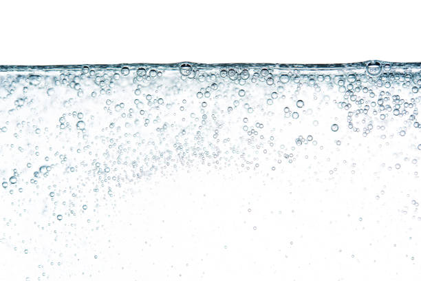 白背景写真オブジェクト デザインに分離された水ソーダや泡石鹸、シャンプーの泡の上を閉じる - 炭酸飲料 ストックフォトと画像