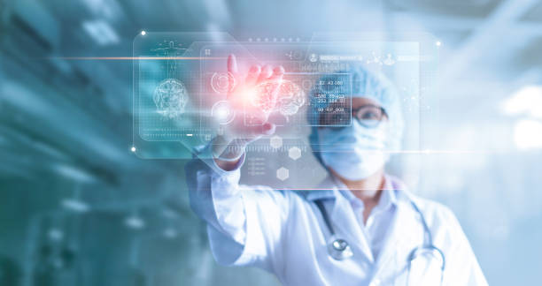 의사, 외과 의사 환자 뇌 테스트 결과 및 기술 디지털 미래 가상 컴퓨터 인터페이스, 디지털 홀로그램, 과학 및 의학 개념에 혁신적인 인체 해부학을 분석 - 인터랙티브 이미지 뉴스 사진 이미지