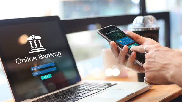 Mann Mit Onlinebanking Mit Kreditkarte Auf Touchscreengerät Mobilebanking Digitale Und Zahlungen Im Internet Einkaufen Auf Netzwerkverbindung Bank Login Auf Einem Laptopbildschirm Alle Auf Bildschirm Und Kreditkarte Sind Design Stockfoto und mehr Bilder Mann Mit Onlinebanking Mit Kreditkarte Auf Touchscreengerät Mobilebanking Digitale Und Zahlungen Im Internet Einkaufen Auf Netzwerkverbindung Bank Login Auf Einem Laptopbildschirm Alle Auf Bildschirm Und Kreditkarte Sind Design Stockfoto und mehr Bilder