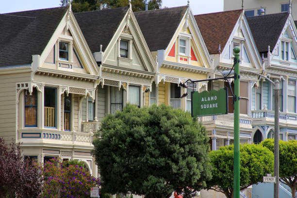 istock Painted Ladies at Alamo Square, San Francisco, California 962162908