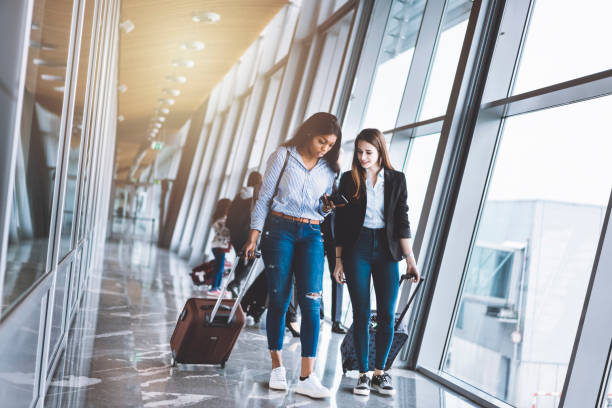 istock Friends travelling around the world together 962169646