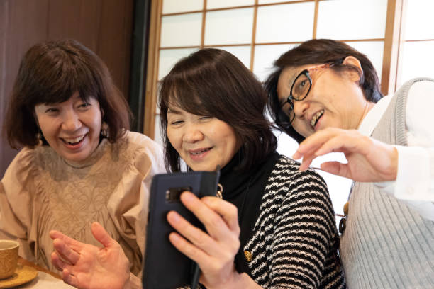 istock 3 Japanese senior women at restaurant 962185678
