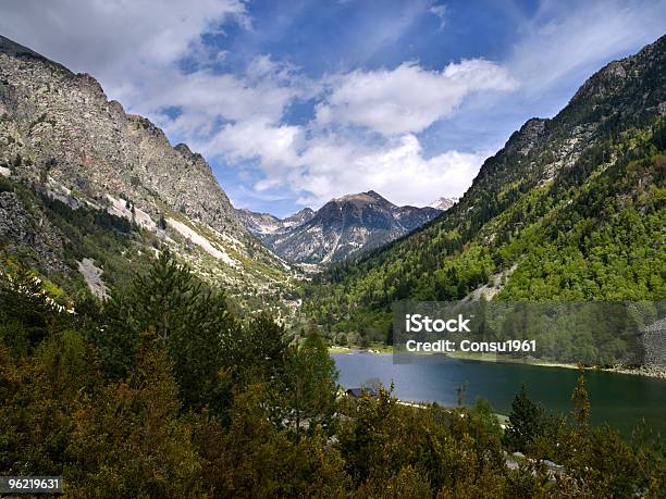 Llebreta Lago Foto de stock y más banco de imágenes de Aire libre - Aire libre, Color - Tipo de imagen, Comunidad Autónoma de Cataluña