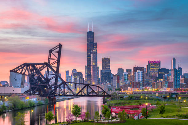istock Chicago, Illinois, USA Park and Skyline 962208076