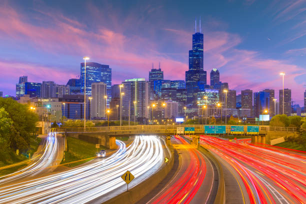 istock Chicago, Illinois, USA Skyline 962209442