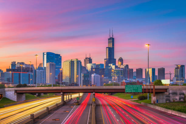 istock Chicago, Illinois, USA Skyline 962209896