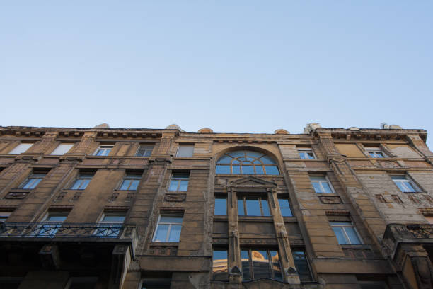 istock old building in Budapest in need for renovation 962223556