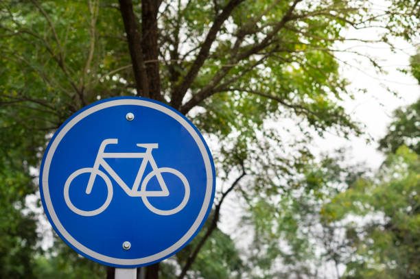 istock Bike lane sign on park. 962256502