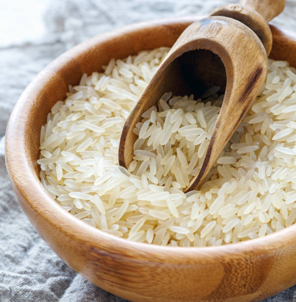 istock Steamed long rice in a bowl close-up. 962295804