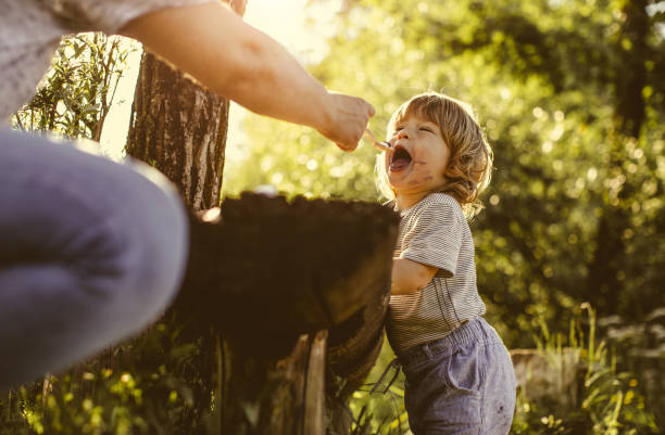 istock Toddler Eating Home Made Yoghurt 962365962