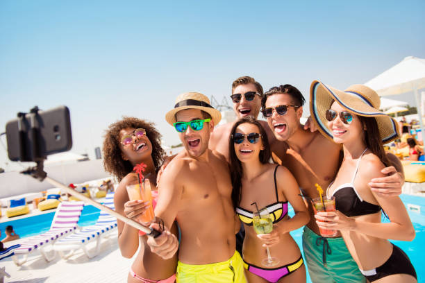 89 Funny Group Selfie On The Beach Stock Photos, Pictures & Royalty-Free  Images - iStock