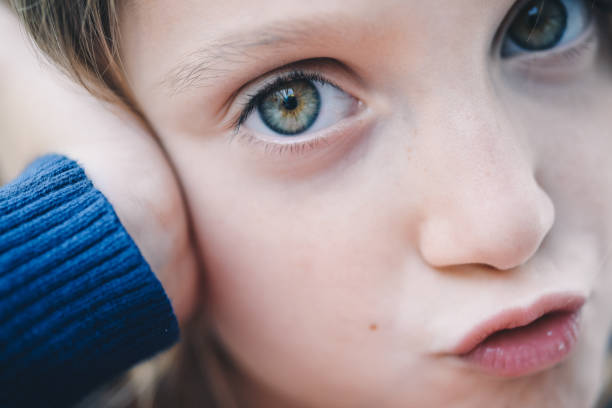 istock Green Eyed Girl 962387558