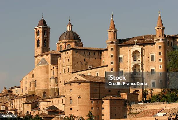 Photo libre de droit de Urbino banque d'images et plus d'images libres de droit de Urbino - Urbino, Admirer le paysage, Affaires