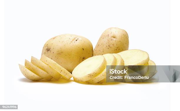 Patate - Fotografie stock e altre immagini di Patata a buccia gialla - Patata a buccia gialla, Alimento di base, Bianco