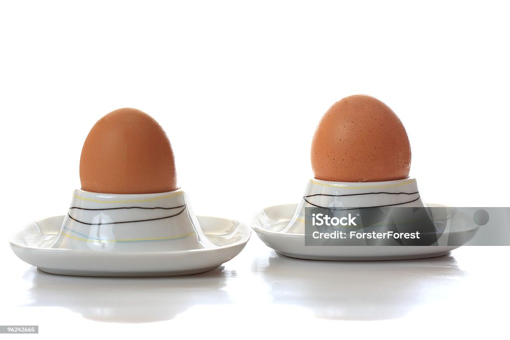 Dois ovos em eggcups reflectora - Royalty-free Alimentação Saudável Foto de stock