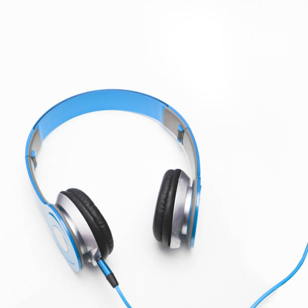 istock Love music heart orange headphone on white 962452826