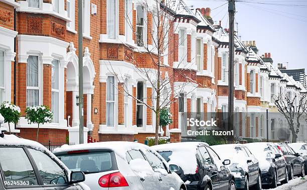 Winter Street De Londres Foto de stock y más banco de imágenes de Invierno - Invierno, Londres - Inglaterra, Nieve