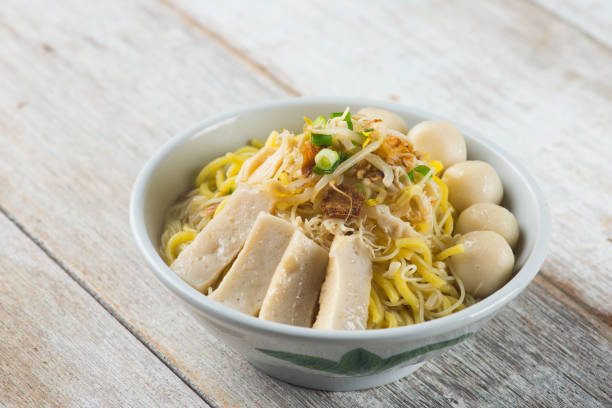 istock clear asian soup noodles 962464950
