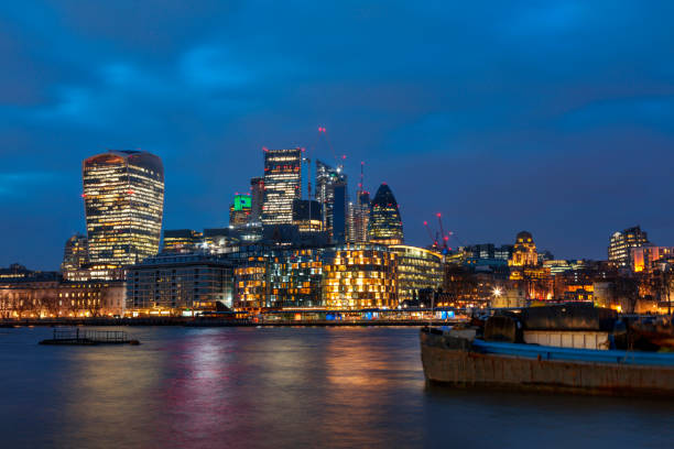 istock Amazing London skyline 962478034