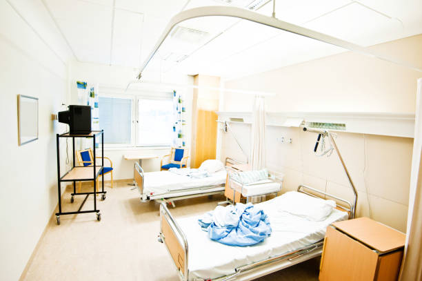 en förlossningsavdelning - sjuksköterska sverige bildbanksfoton och bilder