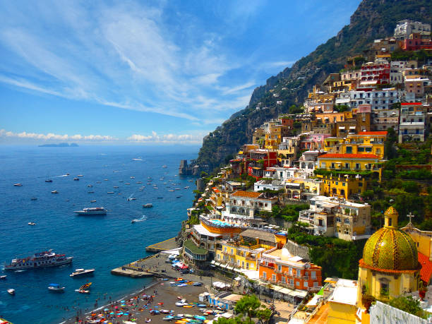 istock Positano amalfi, Italy 962486582
