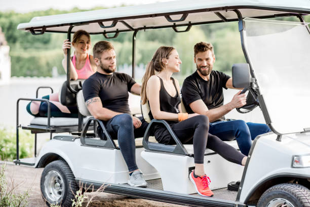 istock Friends in the golf cart 962553344