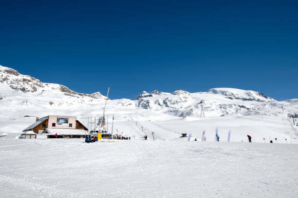 istock Plan Maison in March, Breuil-Cervinia ski resort, Valle d'Aosta, Italy 962584438
