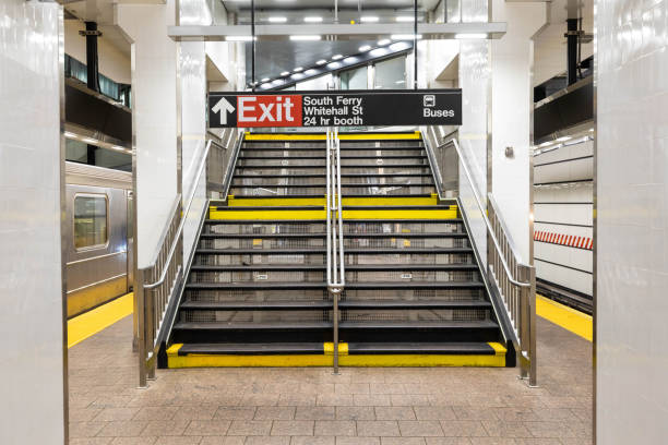 istock South Ferry Subway Station, NYC 962601086