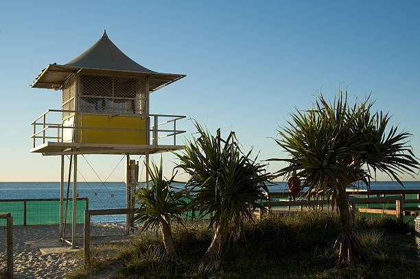 surf lifesaving cabana - gold coast australia lifeguard sea imagens e fotografias de stock