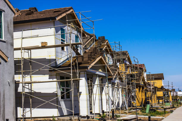 istock Row Of Houses Under Construction 962716878