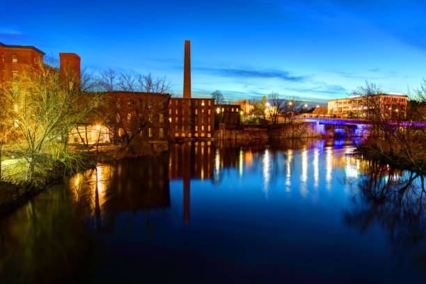istock Nashua, New Hampshire 962723138
