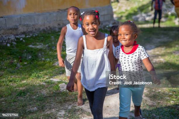 Jamaican Children Playing Outside In Poor Village Stock Photo - Download  Image Now - Child, Jamaica, Caribbean Culture - iStock