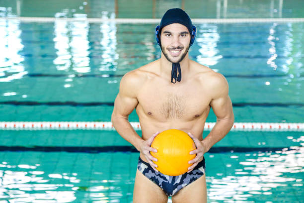 istock Male water polo player 962759720