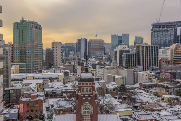 istock traditional scape, seoul korea 962764036