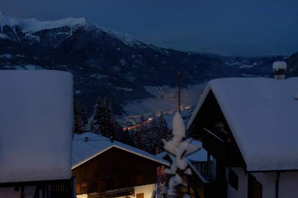 istock Night view from Forgarida, a ski resort town in the Dolomite Mountains 962803744