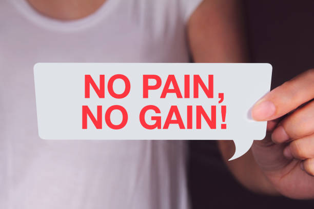 istock No pain, no gain wording with talk bubble. 962842616