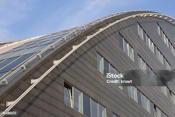 현대적이다 미흡함 곡선형 유리 지붕 0명에 대한 스톡 사진 및 기타 이미지 - 0명, 건물 외관, 건물 정면