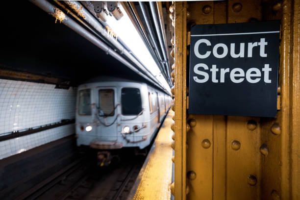 istock Court Street Subway Station with Approaching Train 962914808