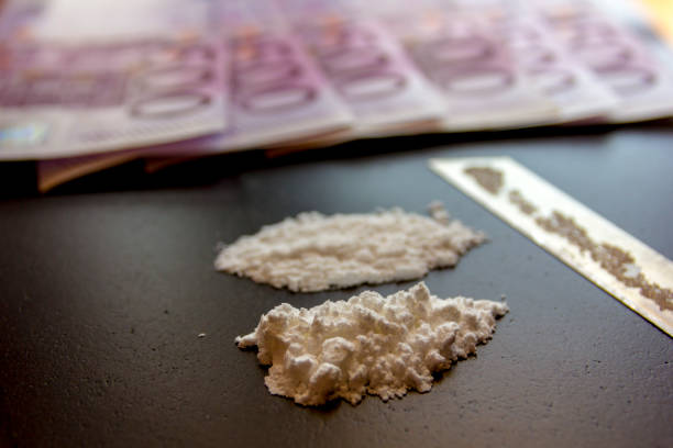 500 euro banknotes and cocaine